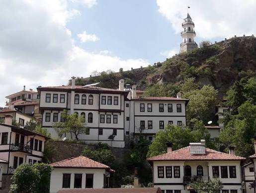 Taraklı – Göynük – Beypazarı – Nallıhan Gökkuşağı Tepeleri Turu